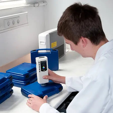 Portable Colorimeter PCE-CSM 2
